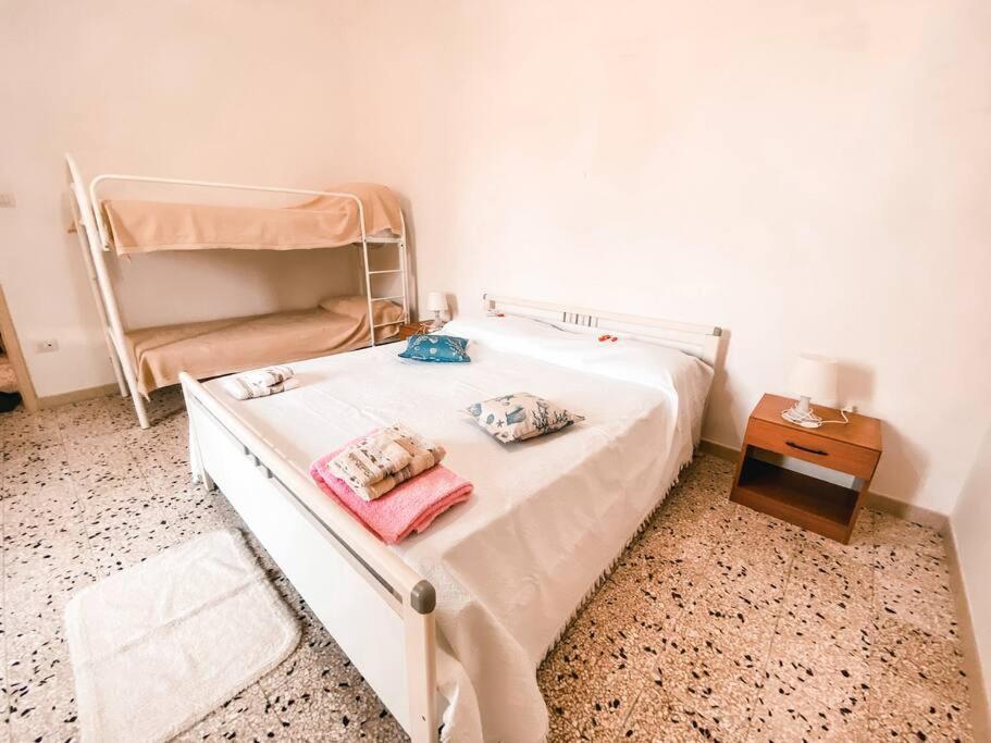 Villetta Tra Ulivi E Mare Torre Suda Ngoại thất bức ảnh